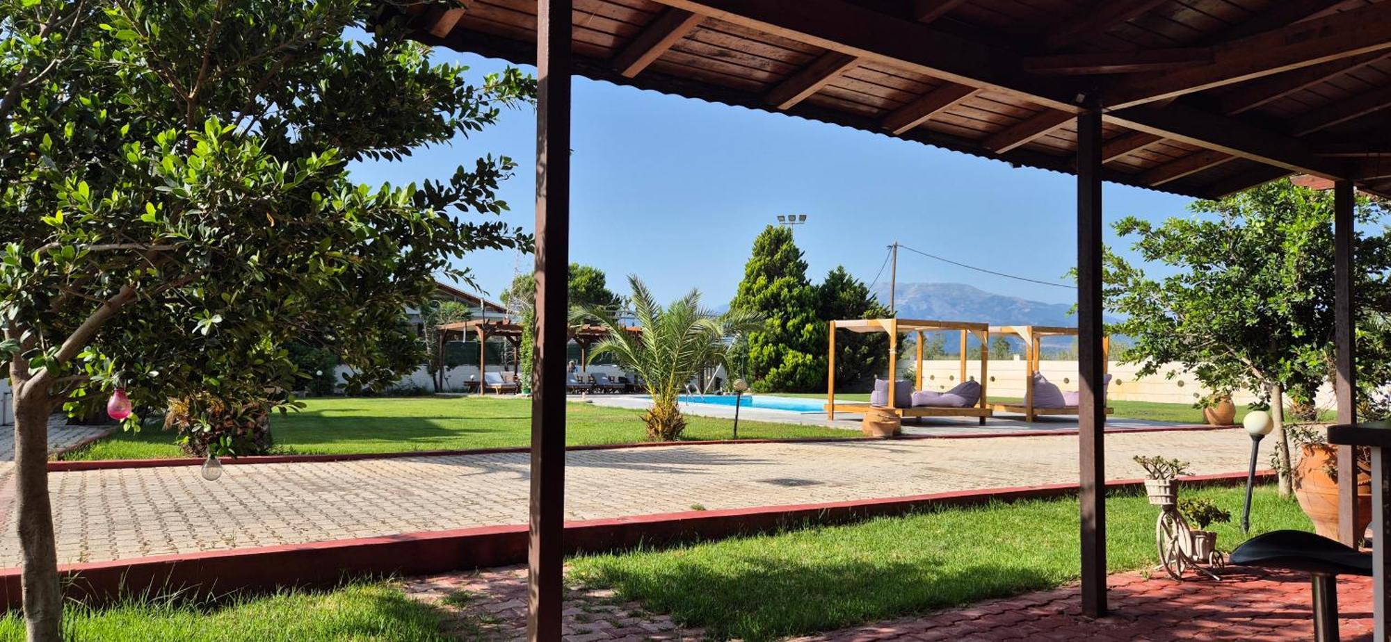 Ktima Xiliadou Aparthotel Chiliadou  Exterior photo